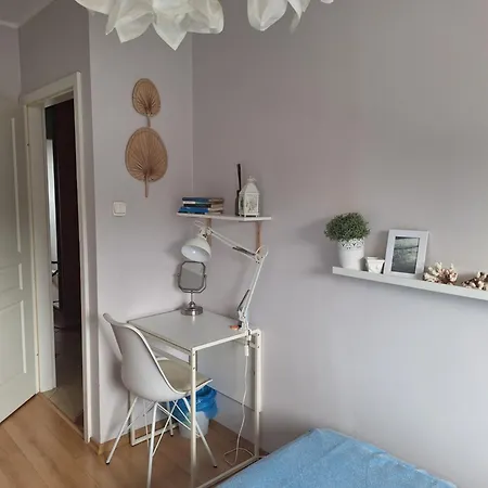 W Apartamencie Z Pieknym Widokiem Na Morze *